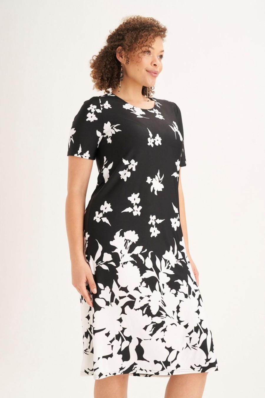 Clothing MILADYS | Floral Print Monochrome Shift Dress Multi