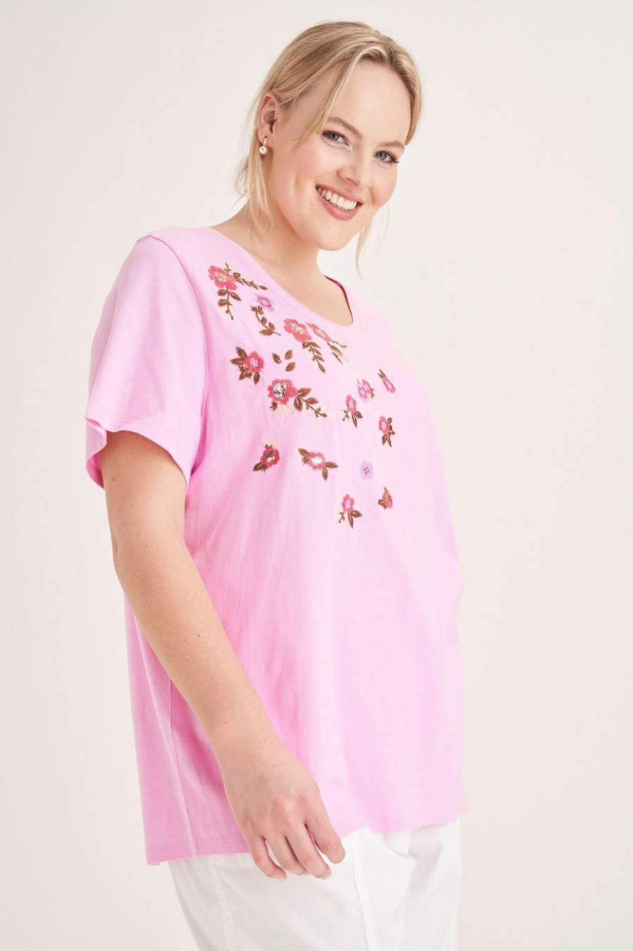 Clothing MILADYS | Floral Embroidered T-Shirt Pink Pink Glo