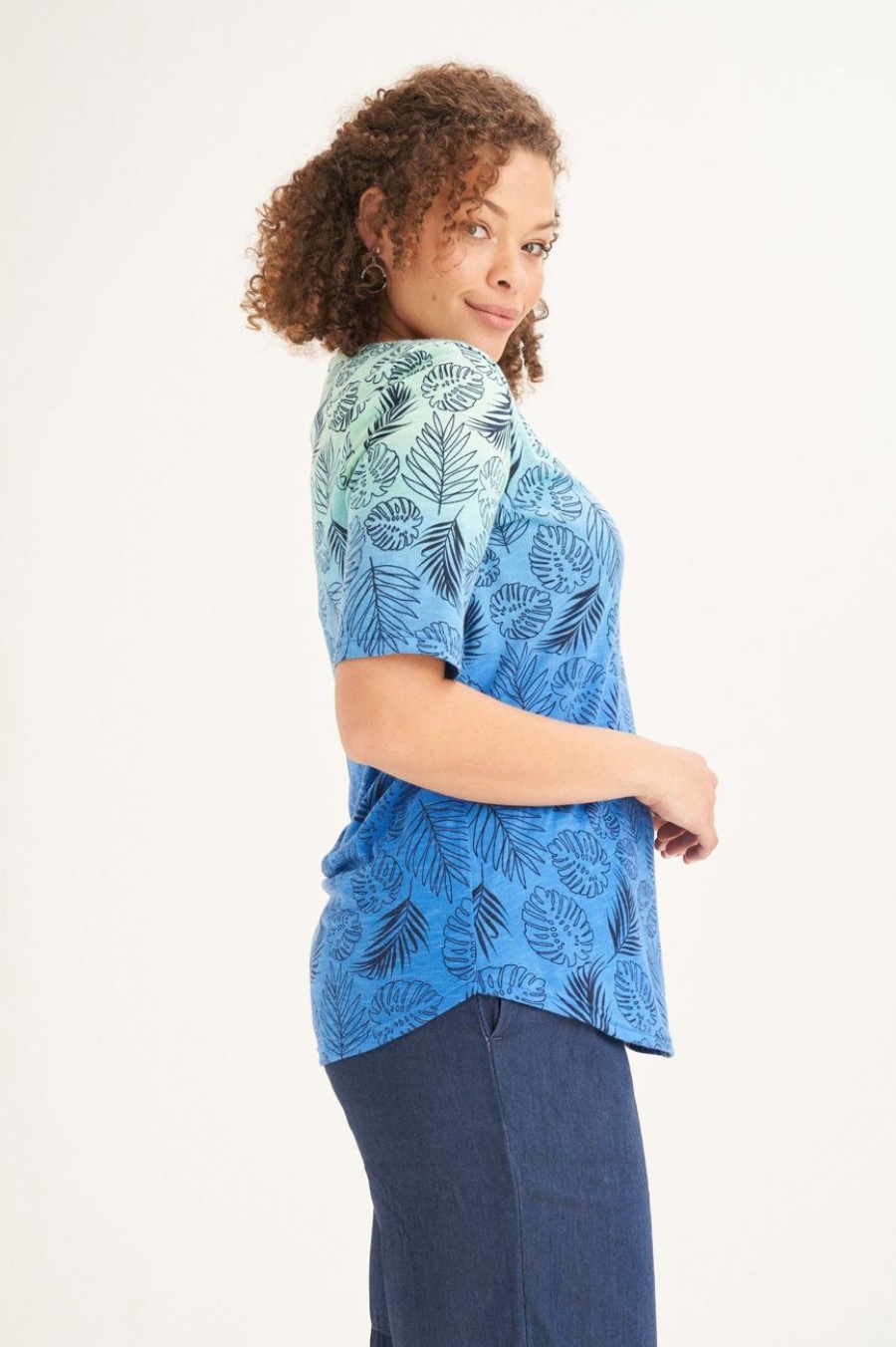 Clothing MILADYS | Ombre Leaf Print Tee Airforce Blue